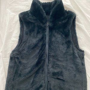 Abercrombie & Fitch Faux Fur Black Vest Size XS